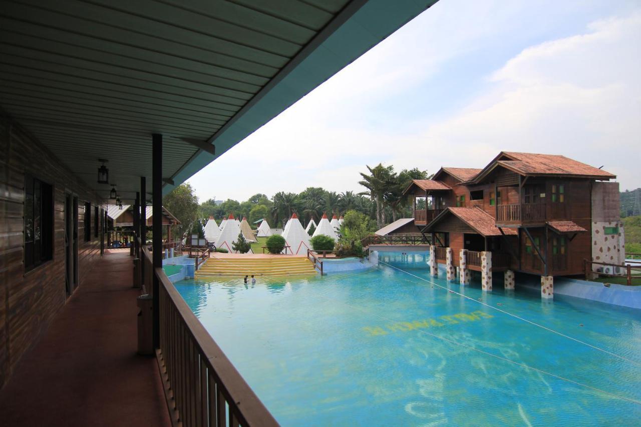 Eagle Ranch Resort Port Dickson Zewnętrze zdjęcie
